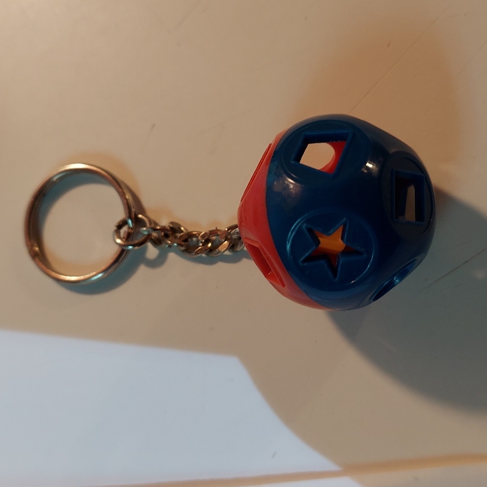 ❤️ Vintage Tupperware Keychain - Picture 9 of 9